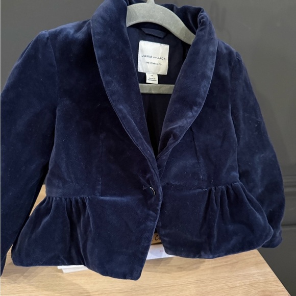 Janie and Jack • 2T • Navy Velvet Peplum Blazer - Picture 3 of 5